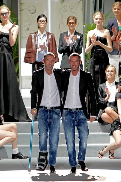 Look 35